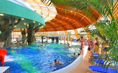 Апартаменты Lexi Apartman Хайдусобосло Экстерьер фото